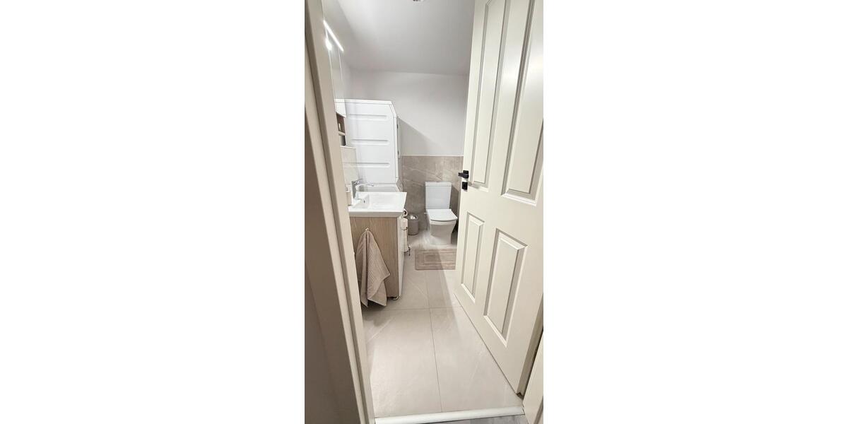 Hochparterre Köln Kalk - 4 Zimmer, 84 m&sup2;, 345.000&euro; | Angebot:26173320