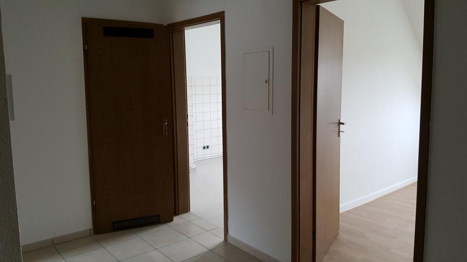 Dachgeschoßwohnung Bonn - 2 Zimmer, 40 m&sup2;, 520&euro; | Angebot:25340764