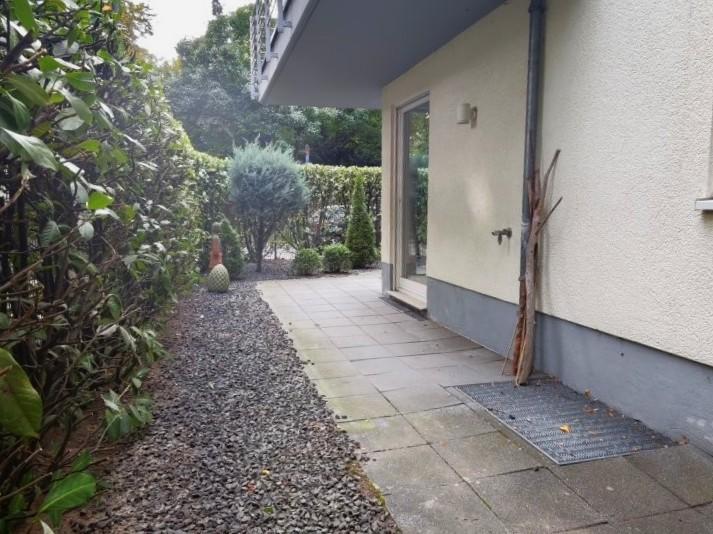 Köln-Junkersdorf, schiclke 3-Zimmer Wohnung mit Kamin, großer Terrasse und TG-Stellplatz - Terrassenwohnung Köln Junkersdorf | Angebot:26181670