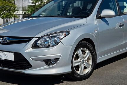 Hyundai i30 100.000 km 5.900 &euro; Köln (Ostheim) 51107