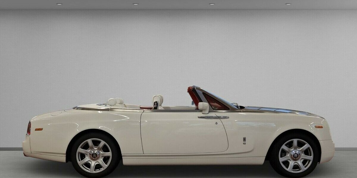Rolls Royce Phantom Drophead Bespoke Spezial 21.800 km 195.000 &euro; HAAN 42781