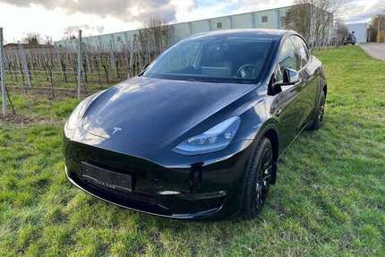 Tesla Model Y 48.000 km 38.000 &euro; Köln 50969