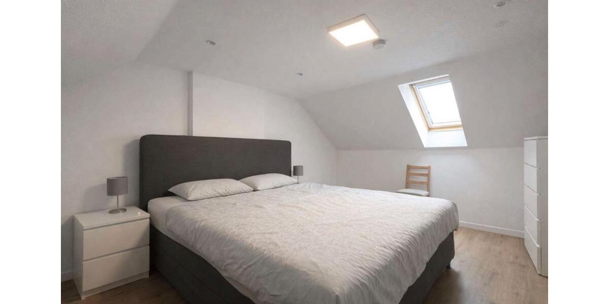 Doppelhaushälfte Siegburg - 8 Zimmer, 161 m&sup2;, 549.000&euro; | Angebot:27232111