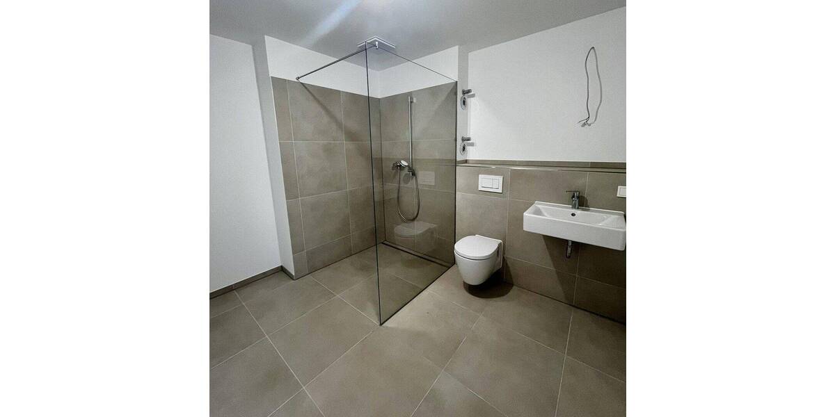 Etagenwohnung Frechen Königsdorf - 2 Zimmer, 69 m&sup2;, 1.240&euro; | Angebot:26840945