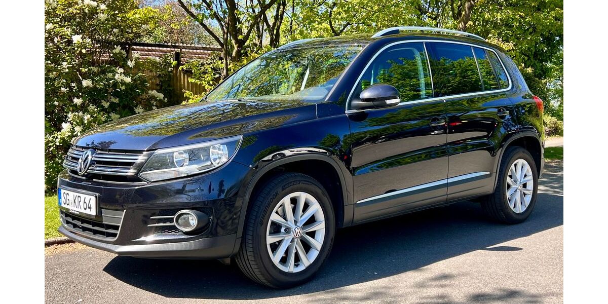 VW Tiguan 99.483 km 13.300 &euro; Solingen 42653