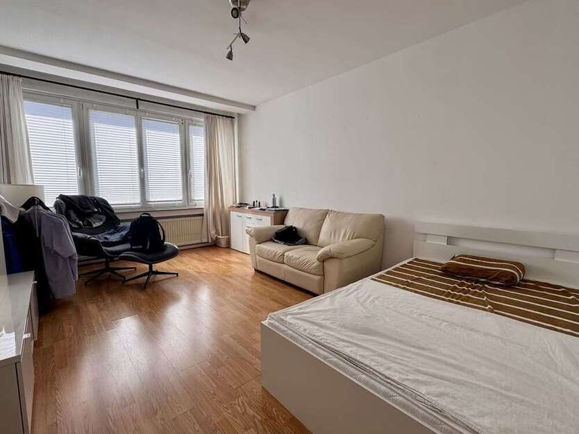 Wohnung zum Kaufen in Düsseldorf 275.000 € 59 m²