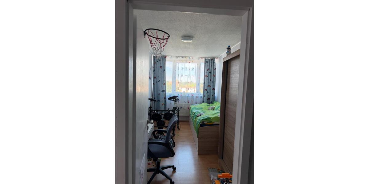 Etagenwohnung Dormagen Hackenbroich - 4 Zimmer, 94 m&sup2;, 220.000&euro; | Angebot:27542476