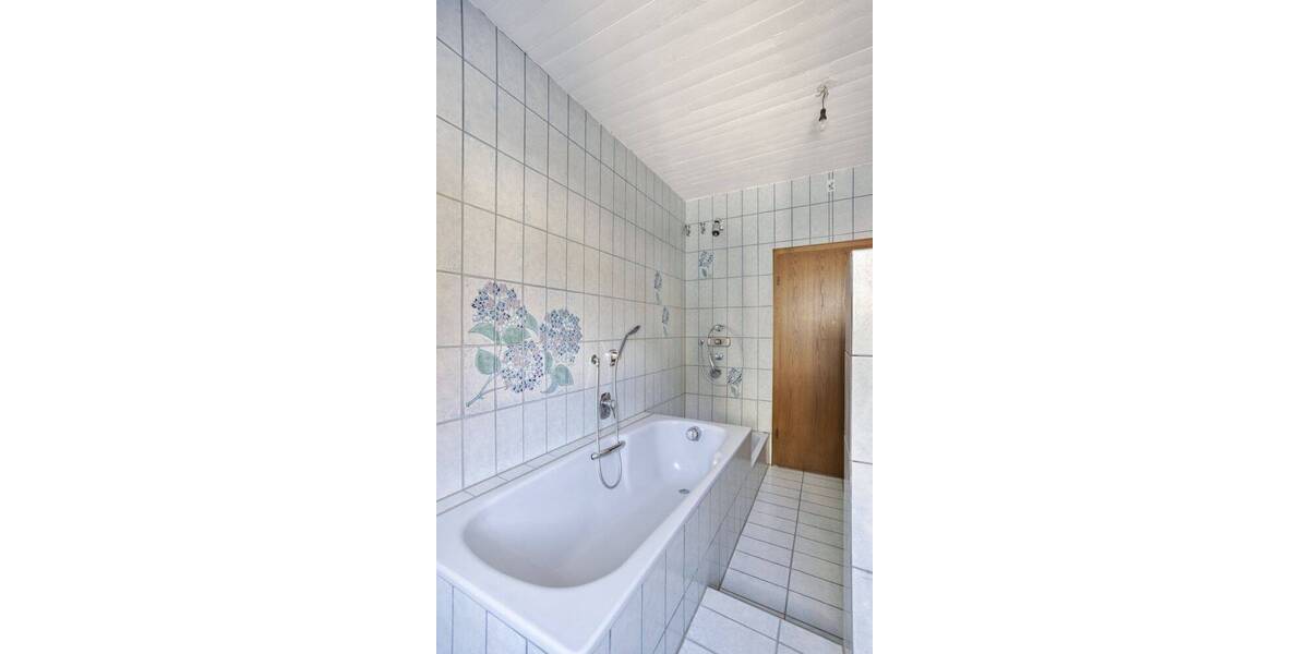 Einfamilienhaus Langenfeld Immigrath - 5 Zimmer, 161 m&sup2;, 649.000&euro; | Angebot:23537027