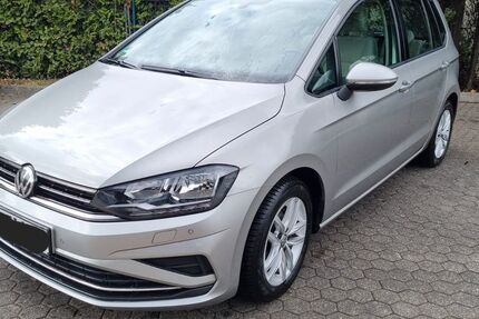 VW Golf Sportsvan 62.500 km 16.100 &euro; Hennef 53773