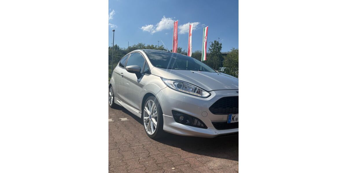 Ford Fiesta 142.000 km 5.500 &euro; Köln 51063