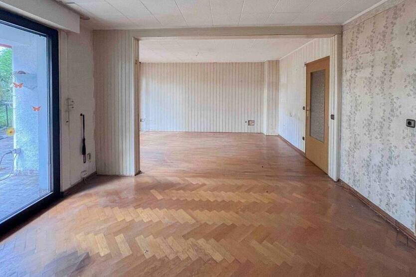 Reihenendhaus mit großem Garten und Garage in Toplage - bereit für Ihre Ideen!
