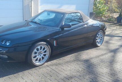 Alfa Romeo Spider 77.000 km 23.916 &euro; Solingen 42657