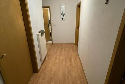 1 Zimmer in 70qm Wohnung in Ehrenfeld. Bitte richtig lesen! 3 zimmer