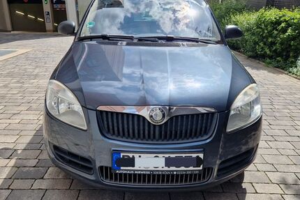 Skoda Fabia 190.200 km 999 &euro; Köln 50858
