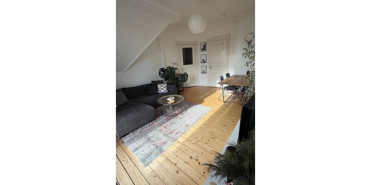 Etagenwohnung Bonn Gronau - 3 Zimmer, 85 m&sup2;, 1.100&euro; | Angebot:25378993