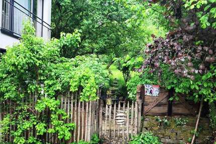 Haus Burscheid - 5 Zimmer, 147 m&sup2;, 2.450&euro; | Angebot:26308309