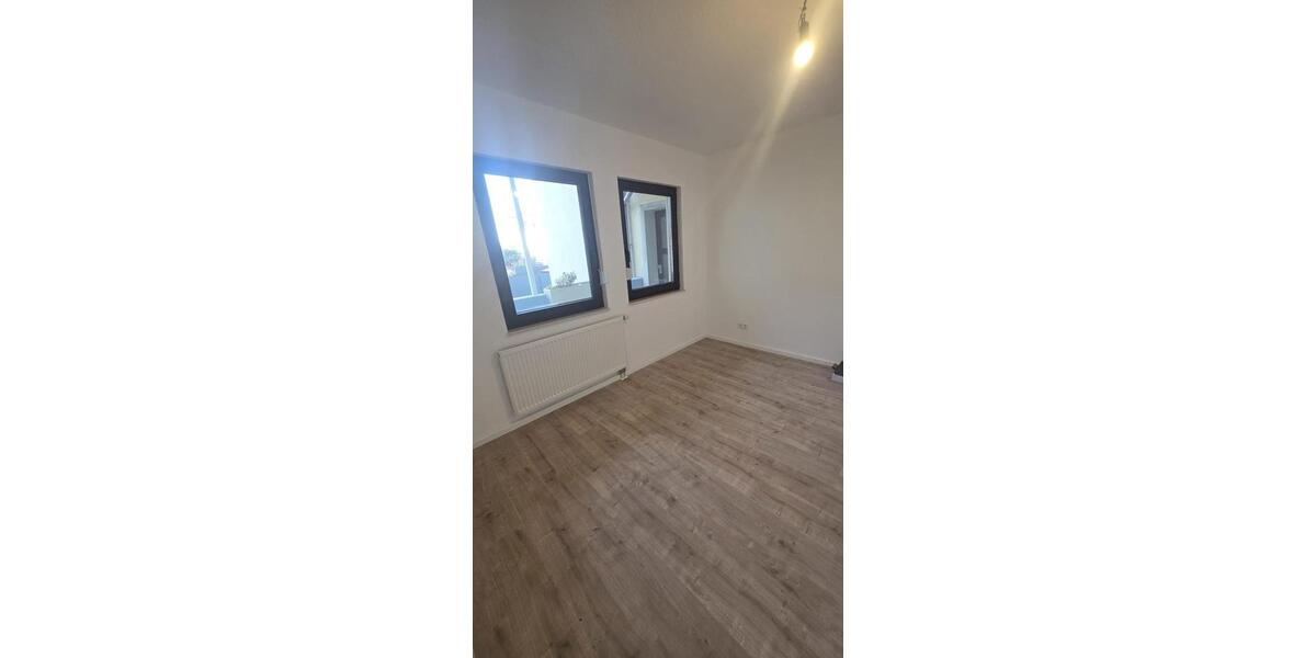 Vollständig renovierte 2-Zimmer-Wohnung in Leverkusen 2 zimmer