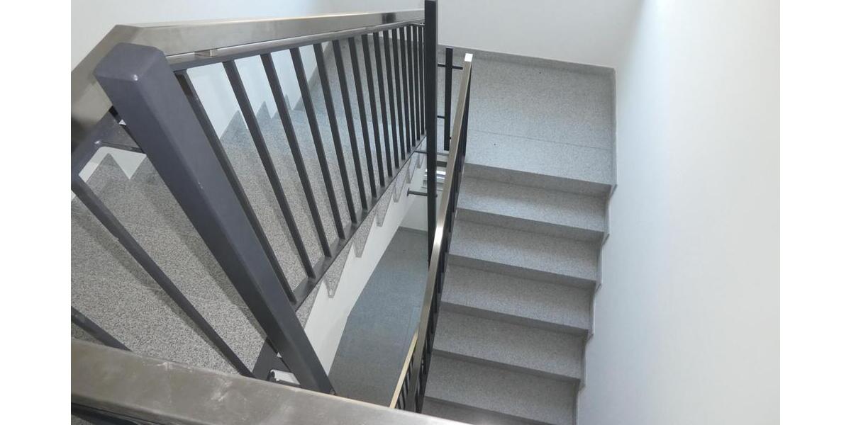 Neue Dachgeschosswohnung mit Flair im Energiesparhaus mit moderner Heiztechnik in Bonn - Dachgeschoßwohnung Bonn Dransdorf | Angebot:24049014