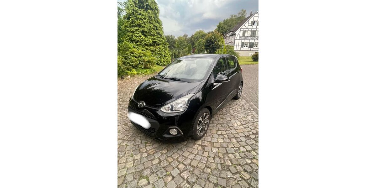 Hyundai i10 143.300 km 3.799 &euro; Solingen 42651