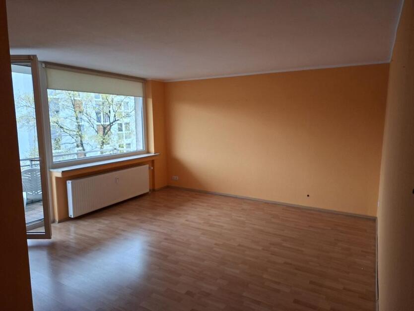 Wohnliche 3-Zimmer-Wohnung mit zwei Balkonen in begehrter Lage zimmer