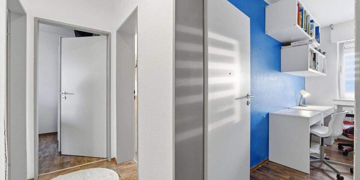 Etagenwohnung Bergheim Zieverich - 4 Zimmer, 91 m&sup2;, 129.000&euro; | Angebot:25737358