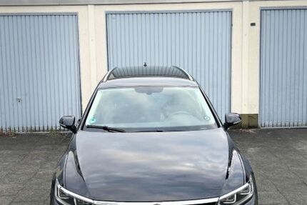 VW Passat 232.800 km 9.000 &euro; Köln 51067