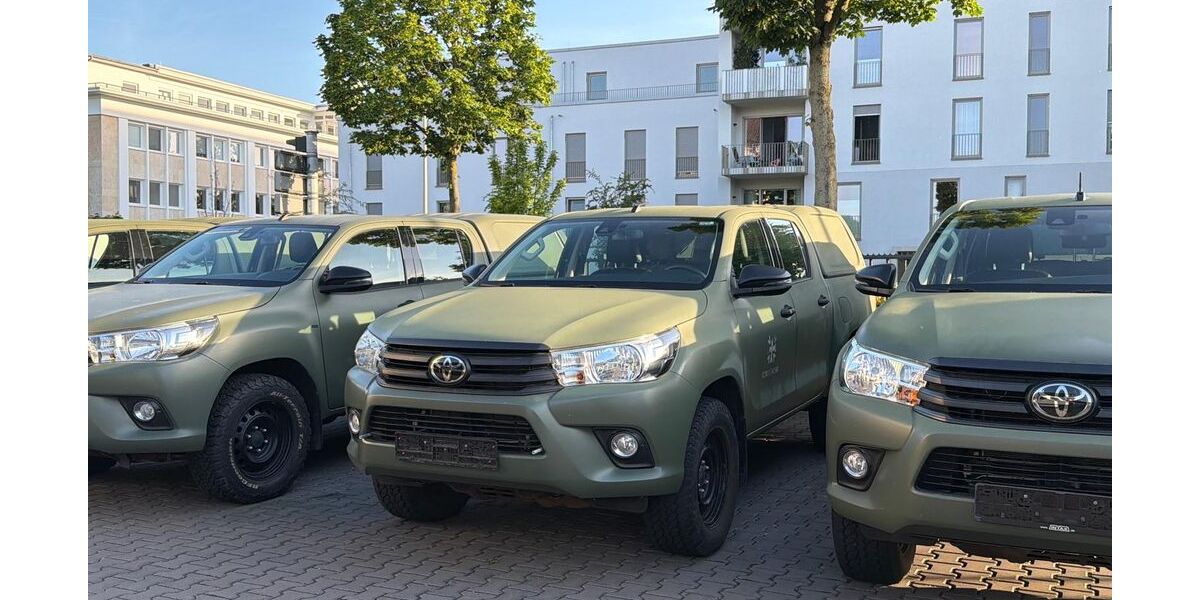 Toyota Hilux 24.119 km 43.950 &euro; Bonn 53177