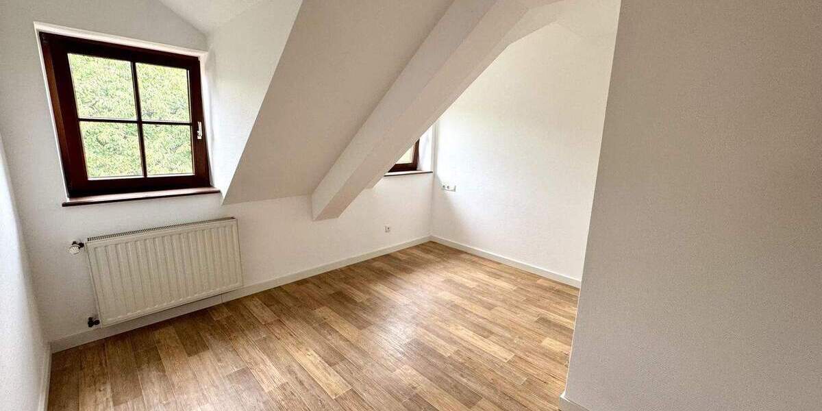 Mehrfamilienhaus, Wohnhaus Leverkusen Quettingen - 6 Zimmer, 191 m&sup2;, 599.000&euro; | Angebot:24401000