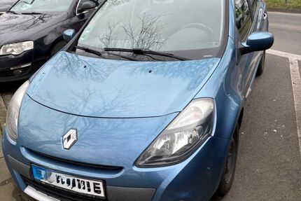 Renault Clio 220.000 km 2.200 &euro; Köln 50670