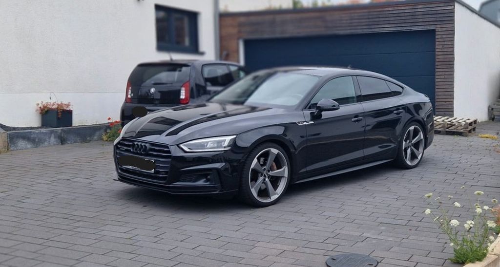 Audi A5 118.000 km 22.700 &euro; Bergisch 51429