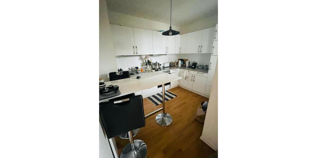 Etagenwohnung Bonn Beuel-Mitte - 2 Zimmer, 60 m&sup2;, 1.400&euro; | Angebot:25312455