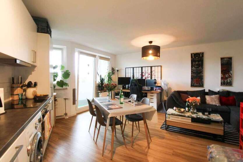 Wohnung zum Kaufen in Bergisch Gladbach 180.000 € 72.15 m²