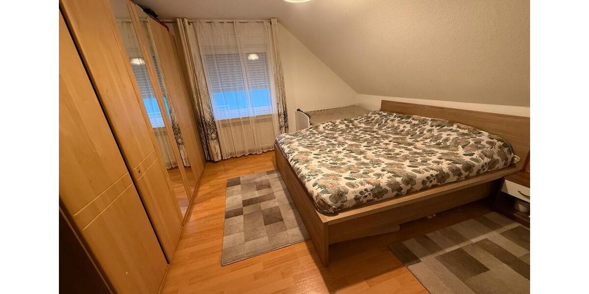 Dachgeschoss Wohnung 2 zimmer