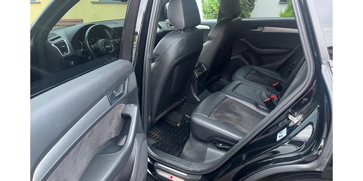 Audi Q5 158.000 km 23.000 € Bonn 53111