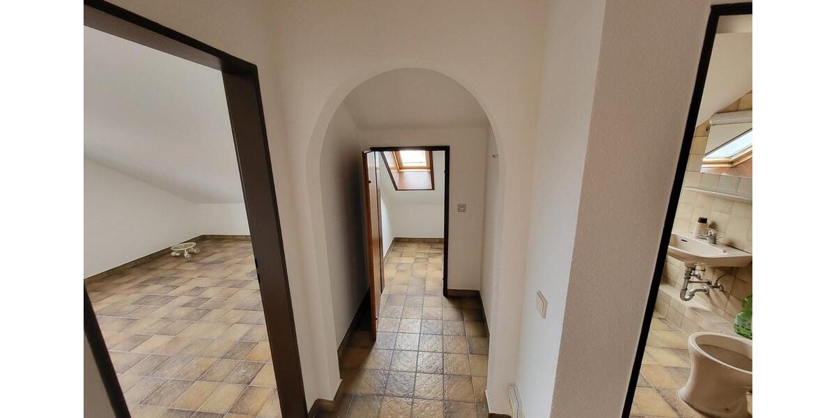 Dachgeschoßwohnung Euskirchen Dom-Esch - 2 Zimmer, 71 m&sup2;, 750&euro; | Angebot:24982474