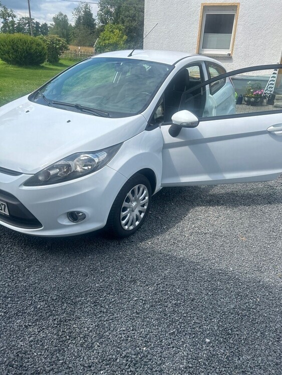Ford Fiesta 142.800 km 5.300 € Swisttal 53913