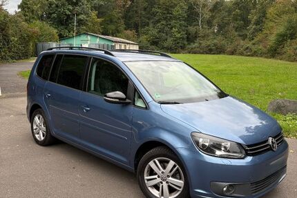 VW Touran 135.000 km 8.500 € Köln 50767