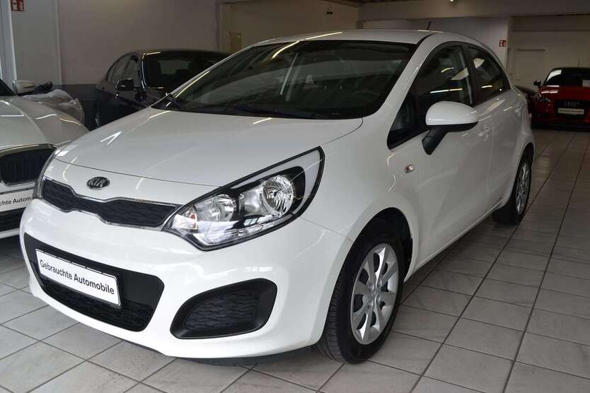Kia Rio 182.226 km 4.900 € Solingen 42719