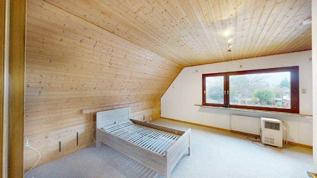 Einfamilienhaus Erftstadt Lechenich - 5 Zimmer, 140 m&sup2;, 350.000&euro; | Angebot:25360911