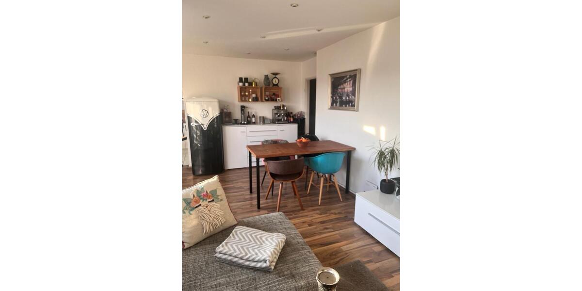 Vermietete Dachgeschoss Wohnung, rd. 50 qm 2 zimmer