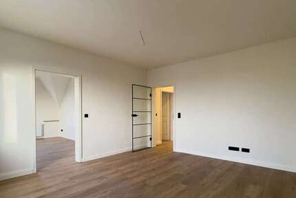 Wohnung Solingen Wald - 4 Zimmer, 94 m&sup2;, 249.000&euro; | Angebot:25987026