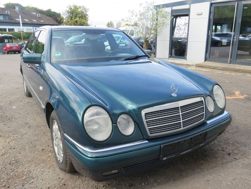 E 230