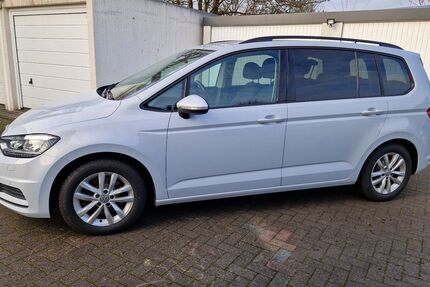 VW Touran 69.500 km 19.999 &euro; Wermelskirchen 42929