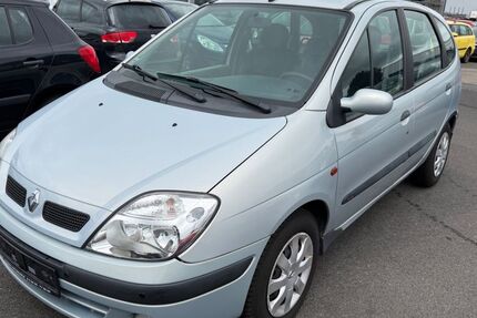 Renault Scenic 175.237 km 2.750 &euro; Erftstadt 50374