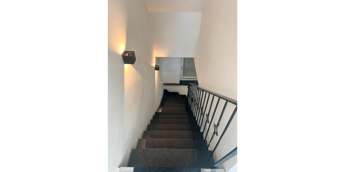 Etagenwohnung Bergheim Ahe - 4 Zimmer, 110 m&sup2;, 1.700&euro; | Angebot:27542629
