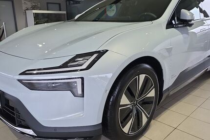 Polestar 4 9.576 km 49.950 &euro; Bergheim 50126