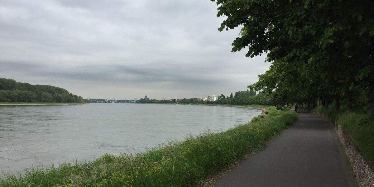 Etagenwohnung Köln Westhoven - 3 Zimmer, 96 m&sup2;, 1.400&euro; | Angebot:25361837