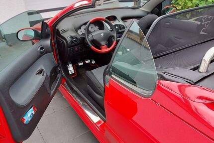 Peugeot 206 206.000 km 2.350 &euro; Köln 50767