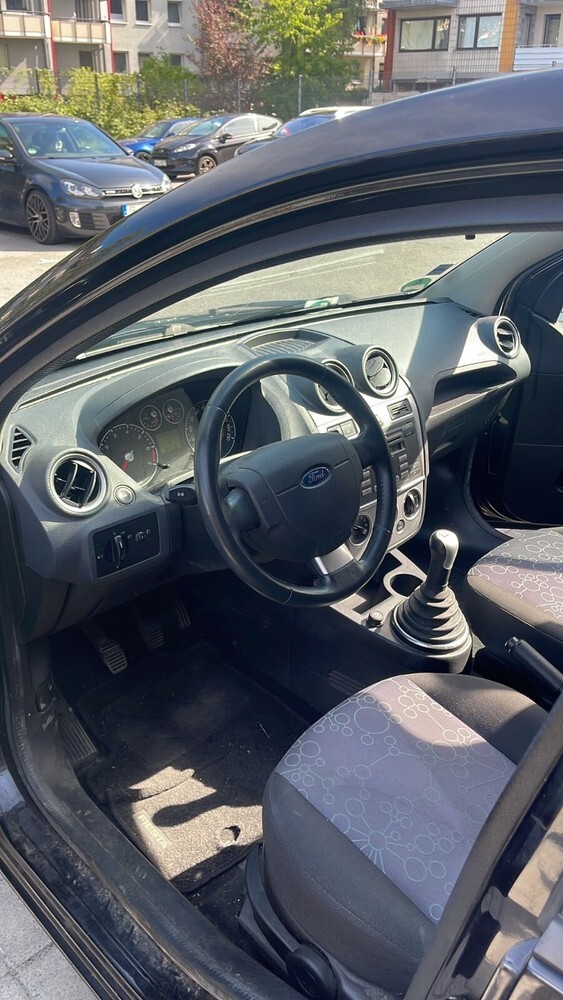 Ford Fiesta 200.000 km 1.800 € Köln 50667