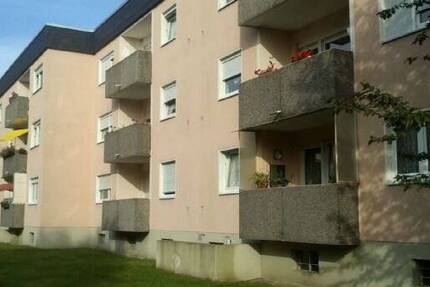 **ruhige 2-Zimmer-Wohnung mit Balkon in Quadrath-Ichendorf mit Heizung**Top-Mietkonditionen** 2 zimmer